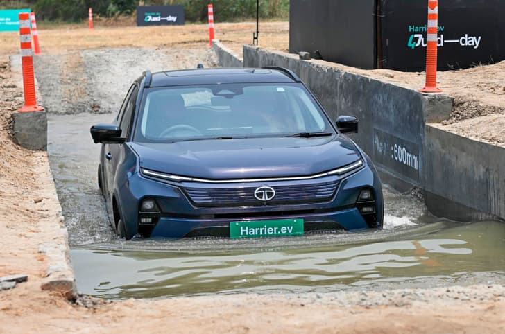 Tata Harrier EV water wading 