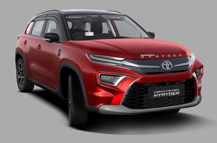 Toyota Hyryder Prestige Pack front Toyota Hyryder Prestige Pack front