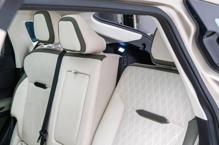mahindra xev 9e rear seats