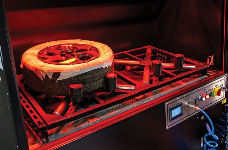 Hyundai Venue 16-inch alloy wheel under refurbishment Hyundai Venue 16-inch alloy wheel under refurbishment