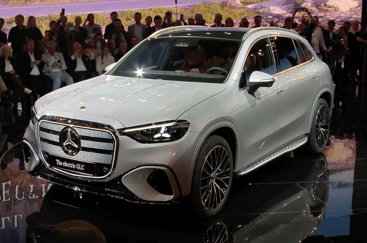Munich motor show: New Mercedes GLC EV debuts with 713km range
