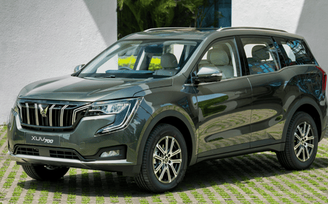All Mahindra XUV700 variants get up to Rs 50,000 in discounts this festive season