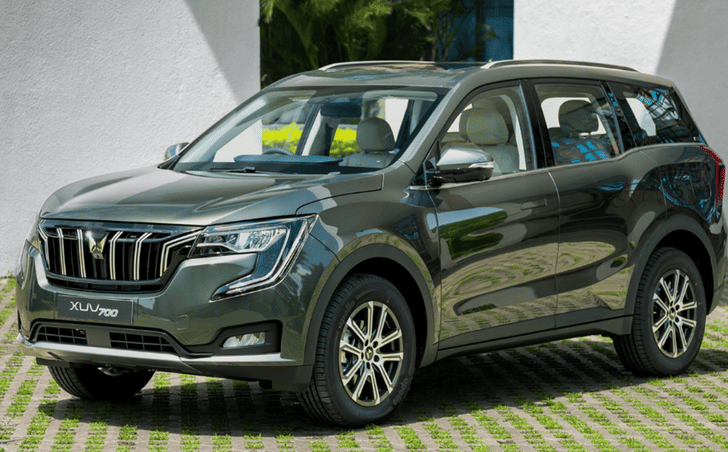 All Mahindra XUV700 variants get up to Rs 50,000 in discounts this festive season