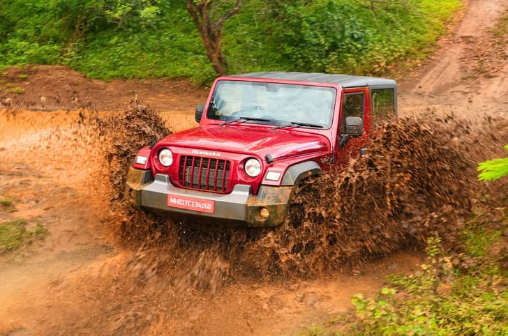 2025 Mahindra Thar water wading and splashing 2025 Mahindra Thar water wading and splashing