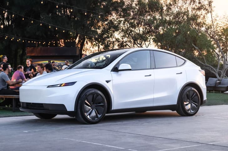 Tesla Model Y Standard Tesla Model Y Standard