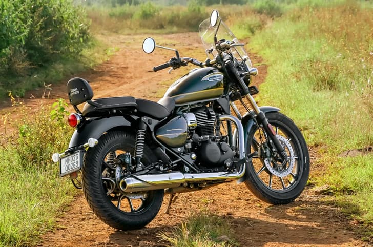 Royal Enfield Meteor 350 right rear static in field