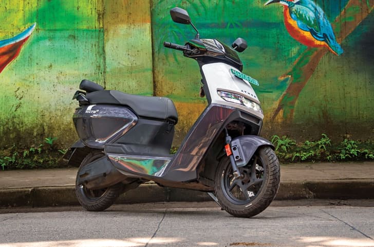 Ather Rizta front right side static on road
