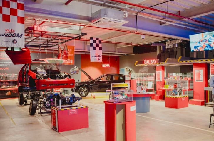 Exploring Vroom: The new automotive-themed floor in the Museum of Solution