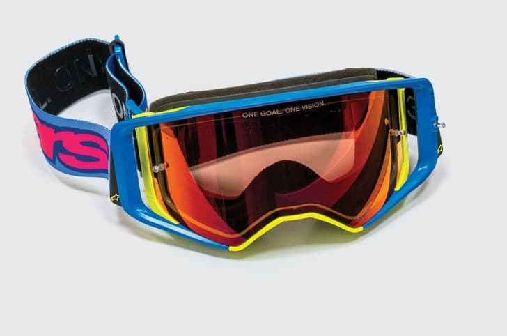 Alpinestars Supertech goggles in studio