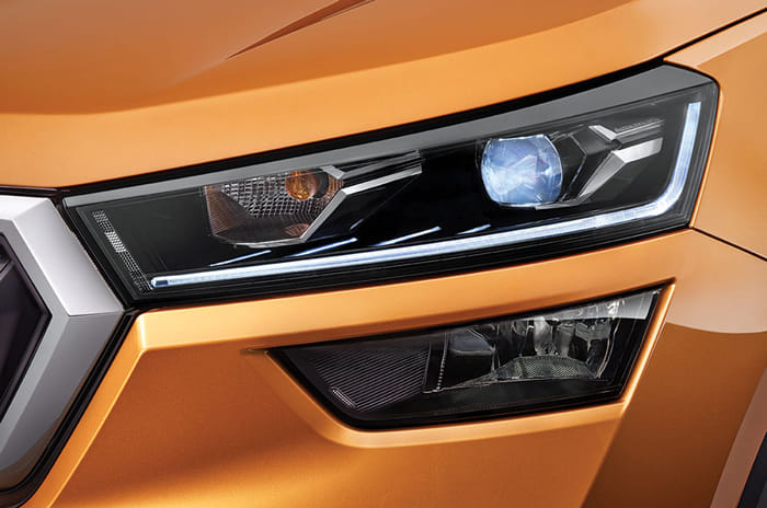 Special Feature: The Making Of A King