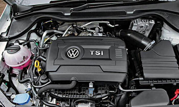 2017 Volkswagen Ameo Cup car drive experience