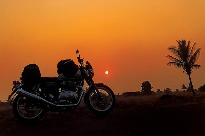 Royal Enfield Interceptor, Continental GT 650 at California Superbike School