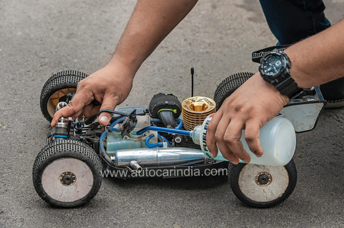 Go-Kart vs RC car: Track battle