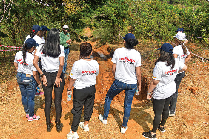 Women with drive - Girls on the go