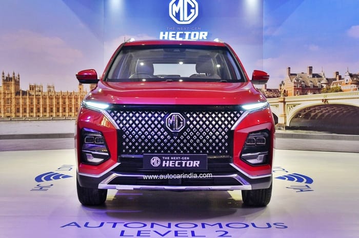 MG Hector facelift gets fresh looks and more tech