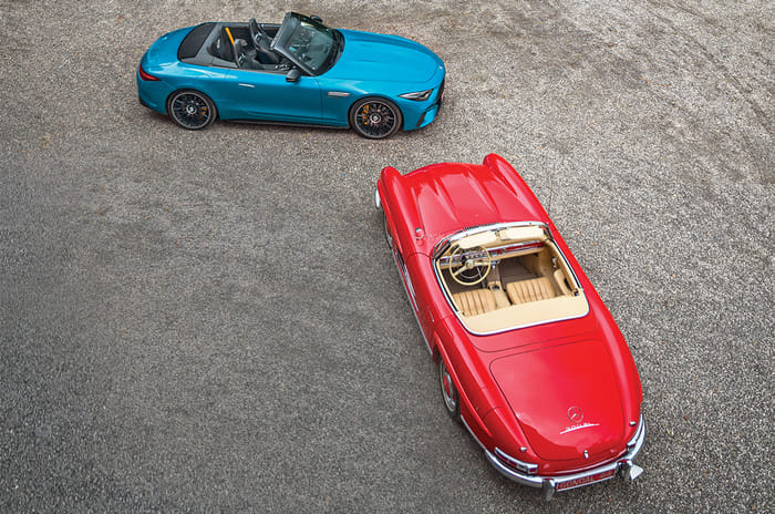 Date with an icon: Mercedes-AMG SL 55 meets Mercedes-Benz 300 SL