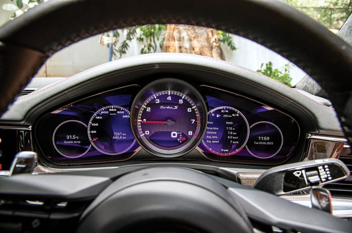 Porsche Panamera vs Taycan: A tale of 2 Turbos