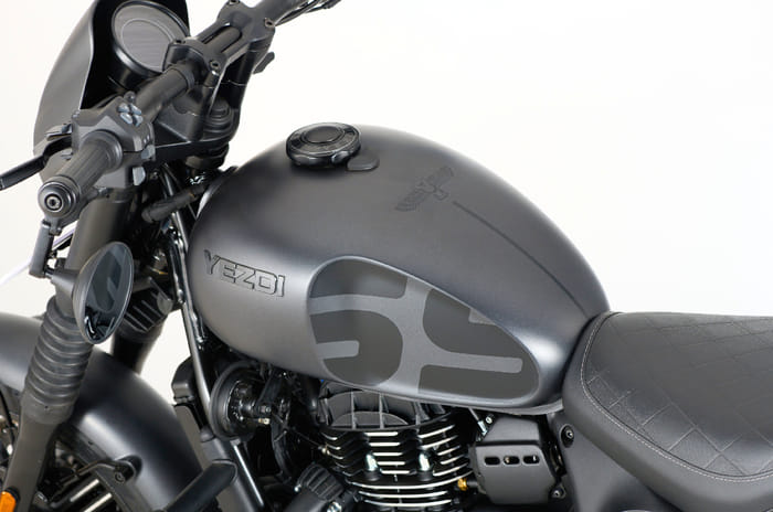 Yezdi Roadster new vs old: Differences explained