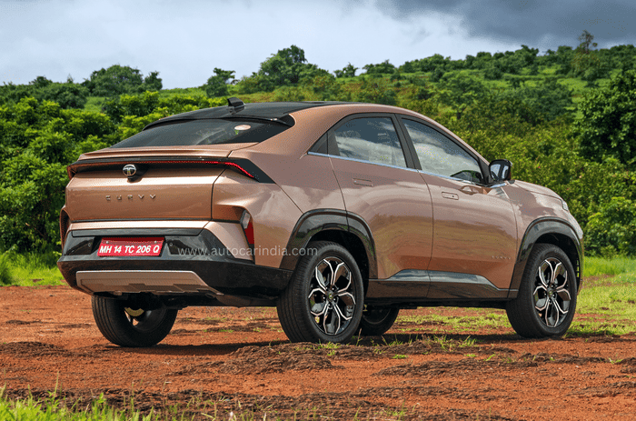 Every diesel automatic SUV under Rs 25 lakh in India 