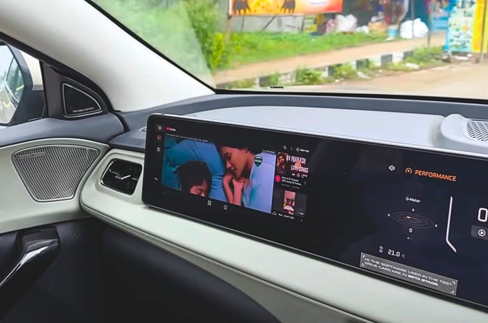 Mahindra XEV 9e: The Flagship from the Future