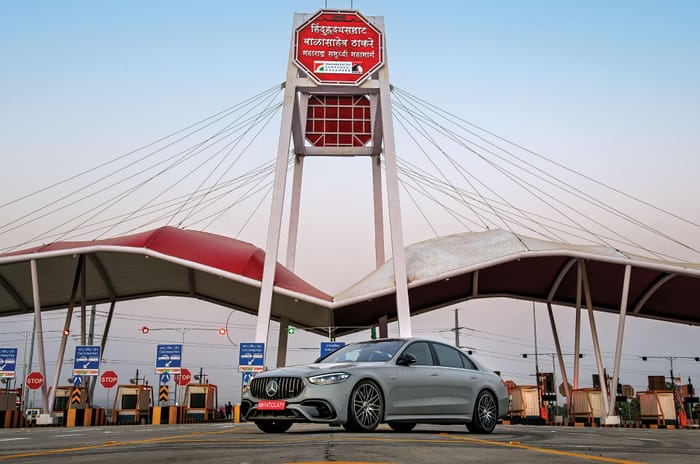 Blasting down the Mumbai-Nagpur expressway's Igatpuri Tunnel in a Mercedes AMG S 63