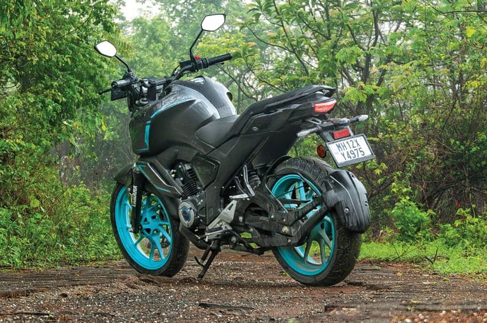 Yamaha FZ S Fi Hybrid: Top 3 reasons to buy and 2 to skip