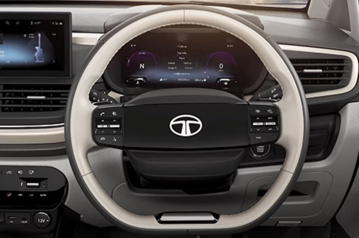 New two-spoke steering wheel altroz facelift