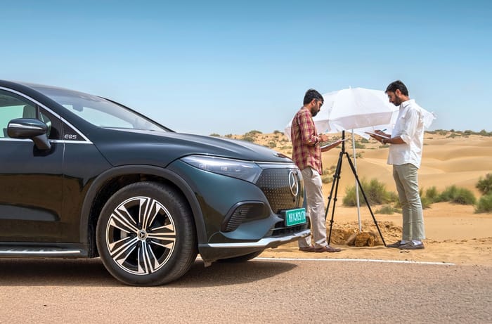 Our witnesses verifying the scorching 47.5°C recorded by the temperature gauge in Ranao, Rajasthan.