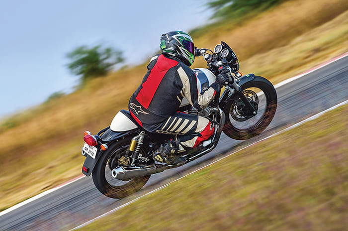 Royal Enfield Interceptor, Continental GT 650 at California Superbike School