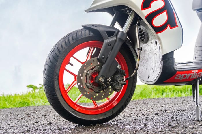 3 reasons to buy the Aprilia SR 175 and 2 to skip