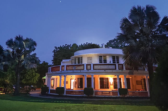 Audi A8: Fit For A King 