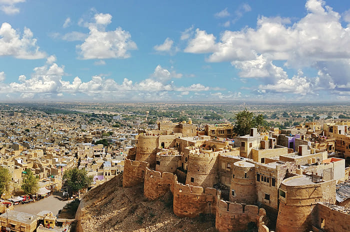 Audi Q8: Routes Of Revival - Desert Rose
