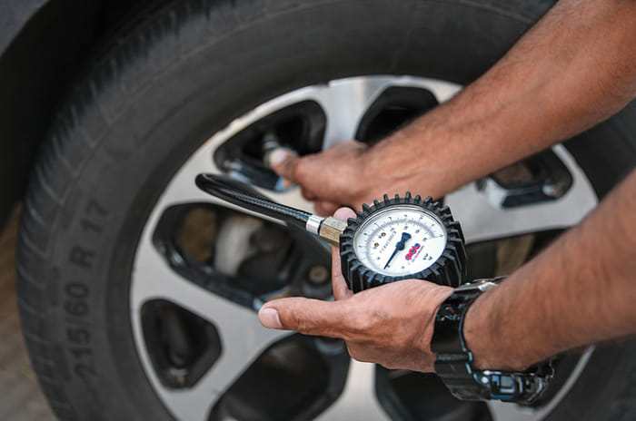 How to take care of your car's wheels and tyres