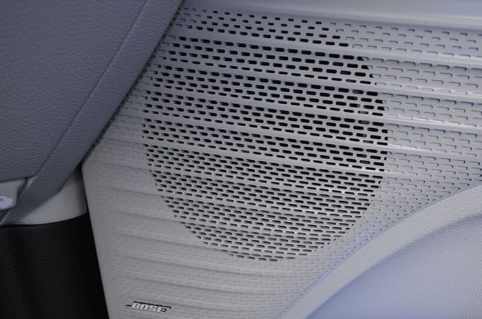 Hyundai i20 Bose speaker
