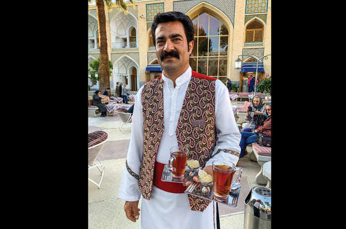 A driving adventure across Iran