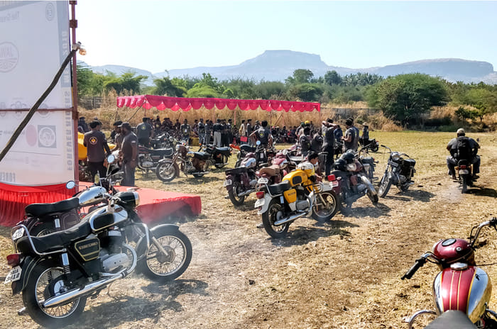 Jawa Yezdi Forever Riders Meet 2018