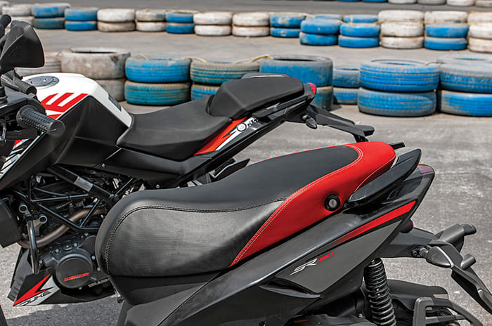 SR150 vs 125 Duke: Scooter or bike?