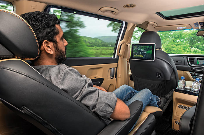 Kia Carnival and Toyota Innova Crysta: The Vanguard