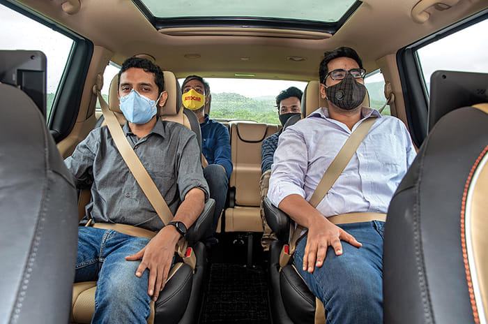 Kia Carnival and Toyota Innova Crysta: The Vanguard