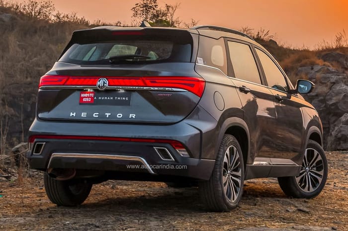 MG Hector rear