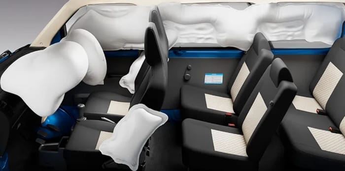 Maruti Eeco 6 airbags