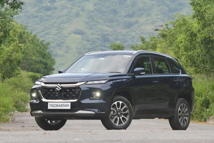 Maruti Grand Vitara hybrid on road
