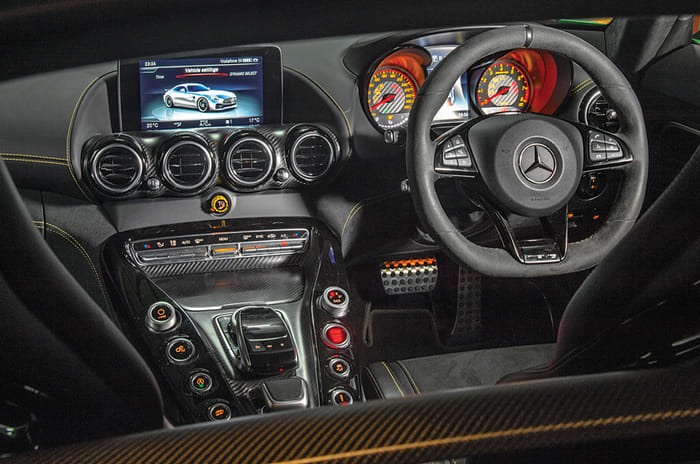 Mercedes-AMG GT R suspension