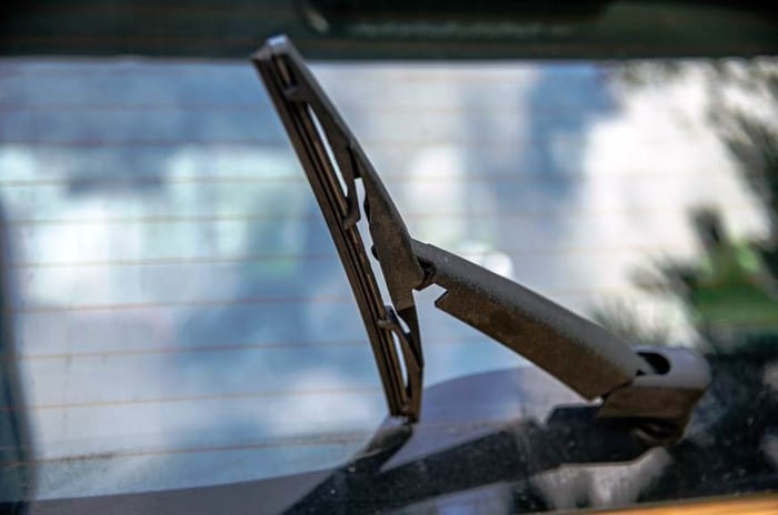 Monsoon car driving tips