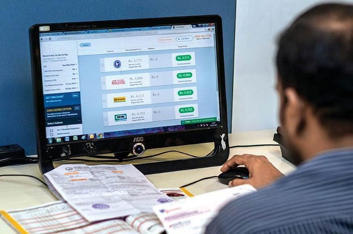 Cashless network garages for two-wheelers help you save time