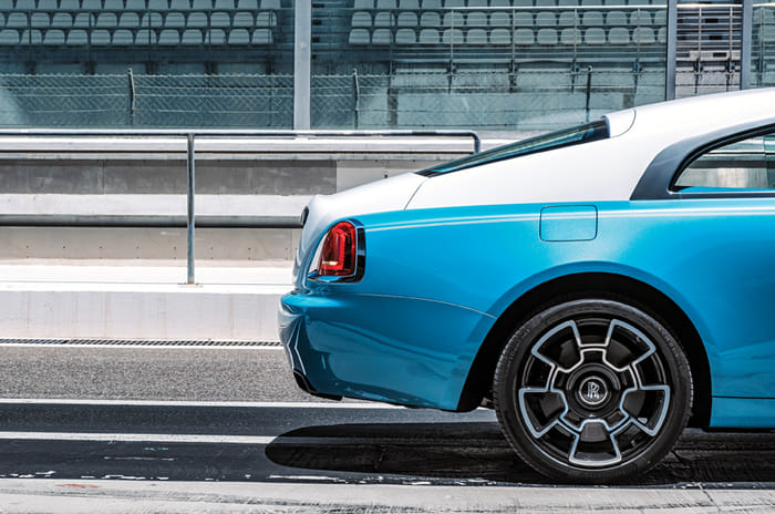 Rolls-Royce Wraith Black Badge: A close look