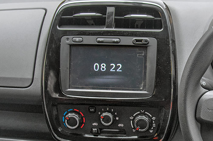 Renault Kwid infotainment
