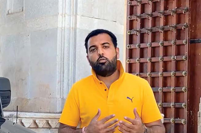 Special Feature: Thar Gazing