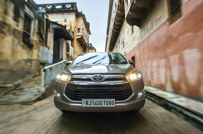 The road the Shekhawati in a Toyota Innova Crysta