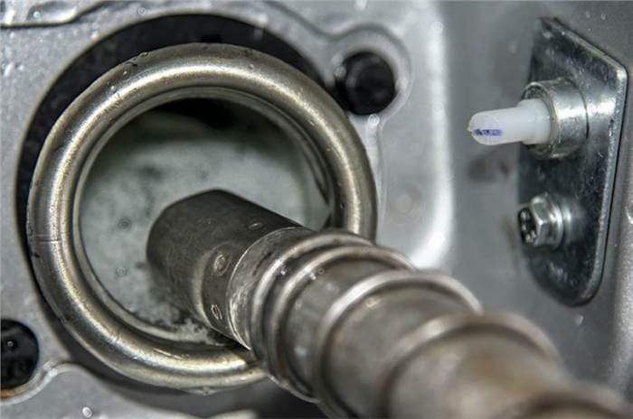 Fuel filling to the brim